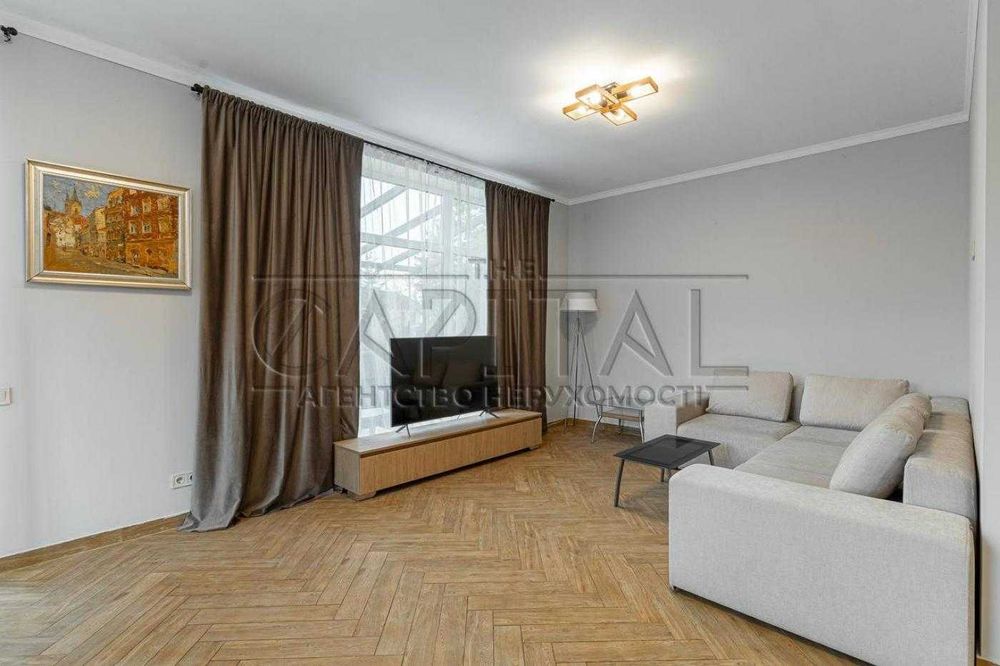 Продажа Дома! с Бассейном ! большая территория Киев