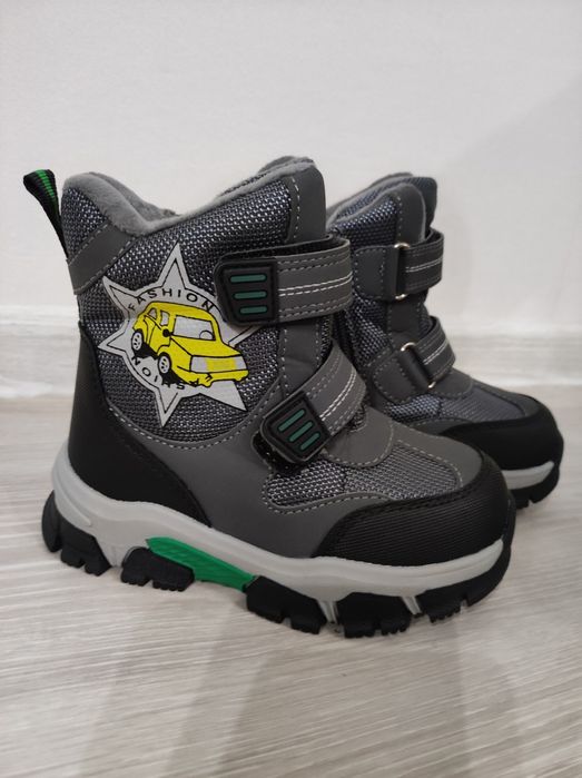 Зимові чобітки на хлопчика 25 розмір