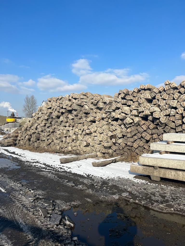 Podkłady kolejowe betonowe zbrojone utwardzenie droga plac słupki hds