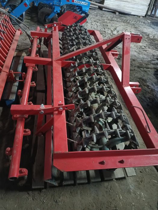 Wał crosskill 2.5m na przedni tuz z zębami i włóka ( nie cambella)