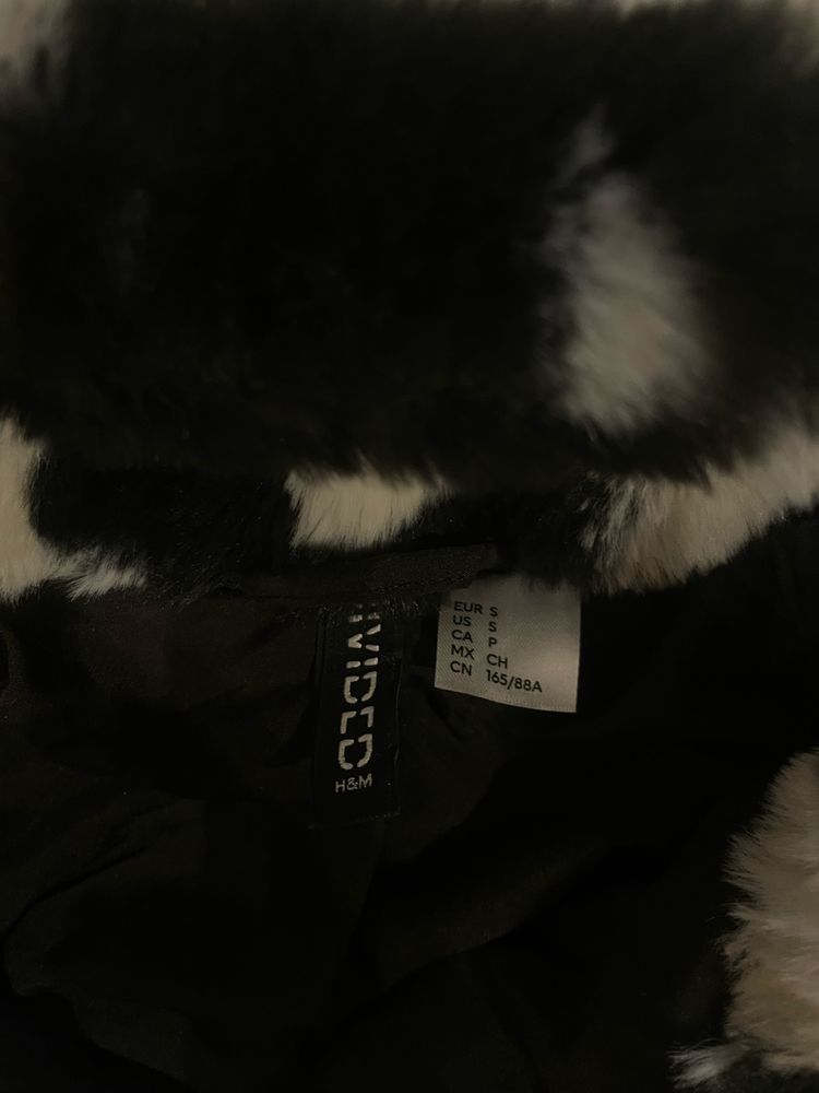 Futro biało czarne H&M