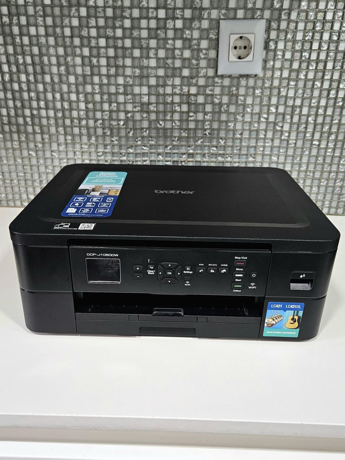 Impressora Wi-Fi Brother DCP-J1050DW
