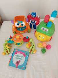 Zestaw zabawek i książeczka sensoryczna