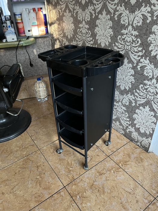 Парикмахерская тележка