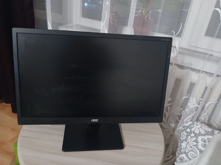 Monitor do komputera  loc