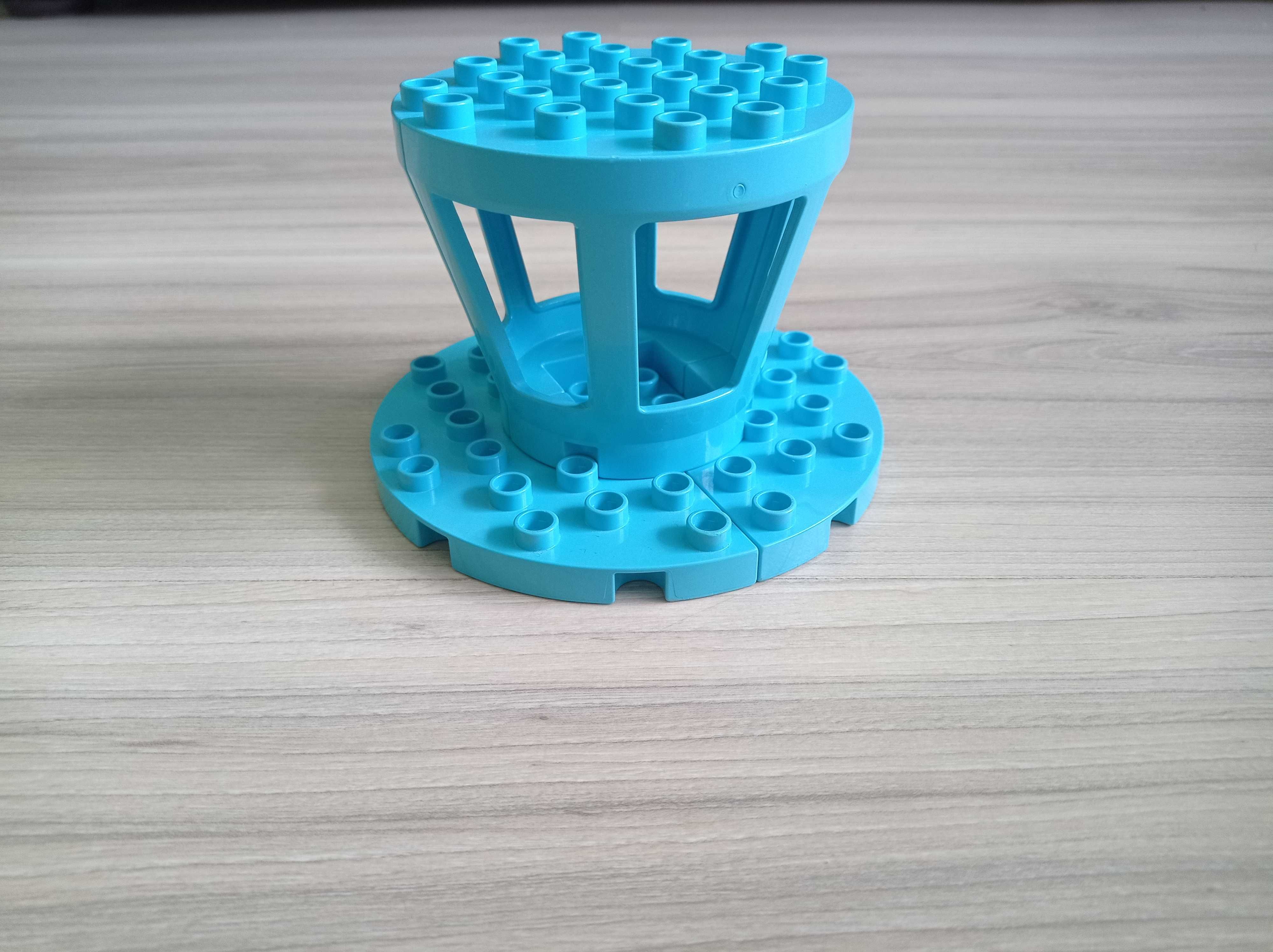 Lego Duplo 29304 i 35579 - płytka i wieża widokowa