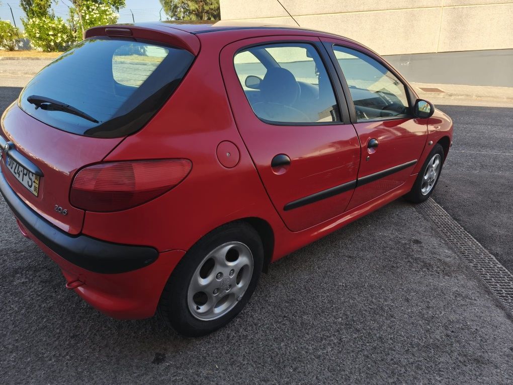 Peugeot 206 com 138,000 quilômetros