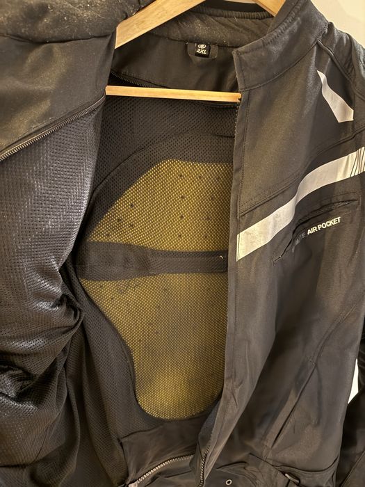 * USADO * Casaco Moto Caparica Peles