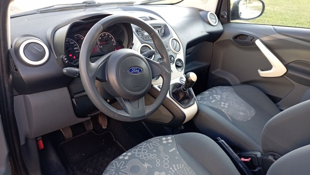 Ford KA 1.2 70cv
