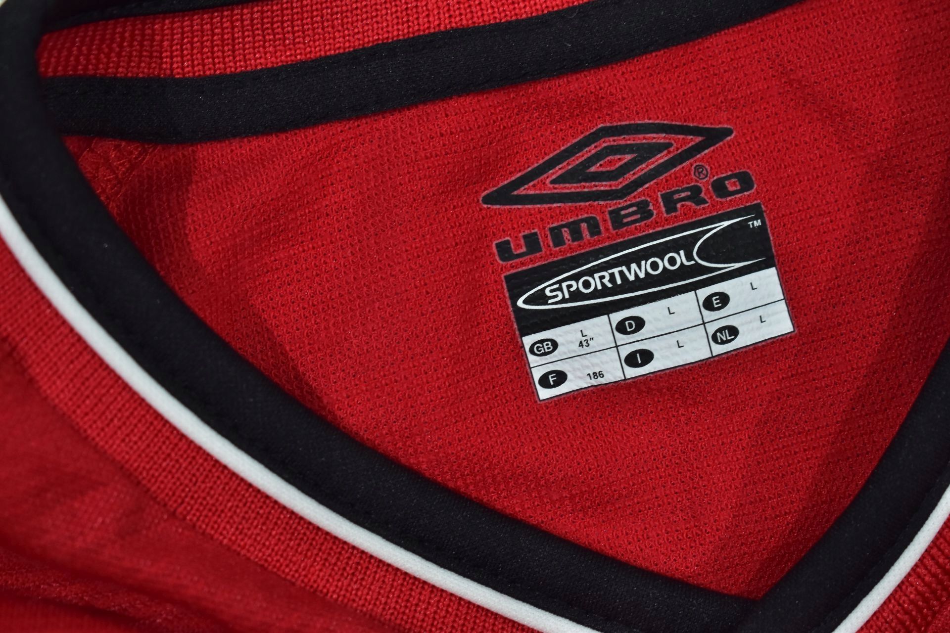 UMBRO Manchester United SportWool Koszulka / L