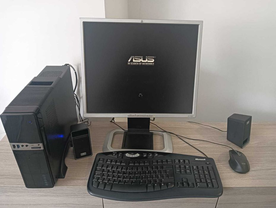 Vendo PC ASUS  4 GB RAM processador i5 6400 2.7 Ghz