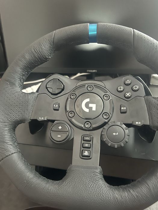 Игоровой руль logitech G 923