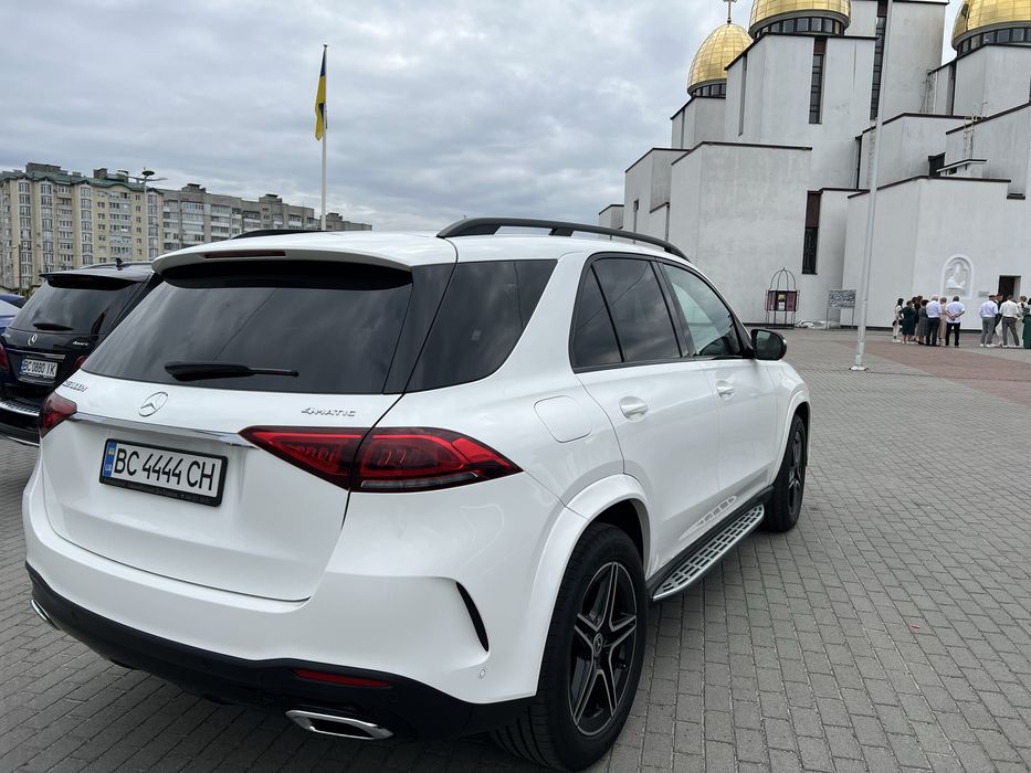 Авто на весілля, весільний кортеж, VIP трансфер