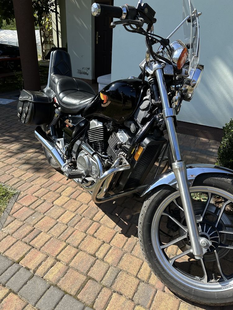 Motocykl Honda VT500C