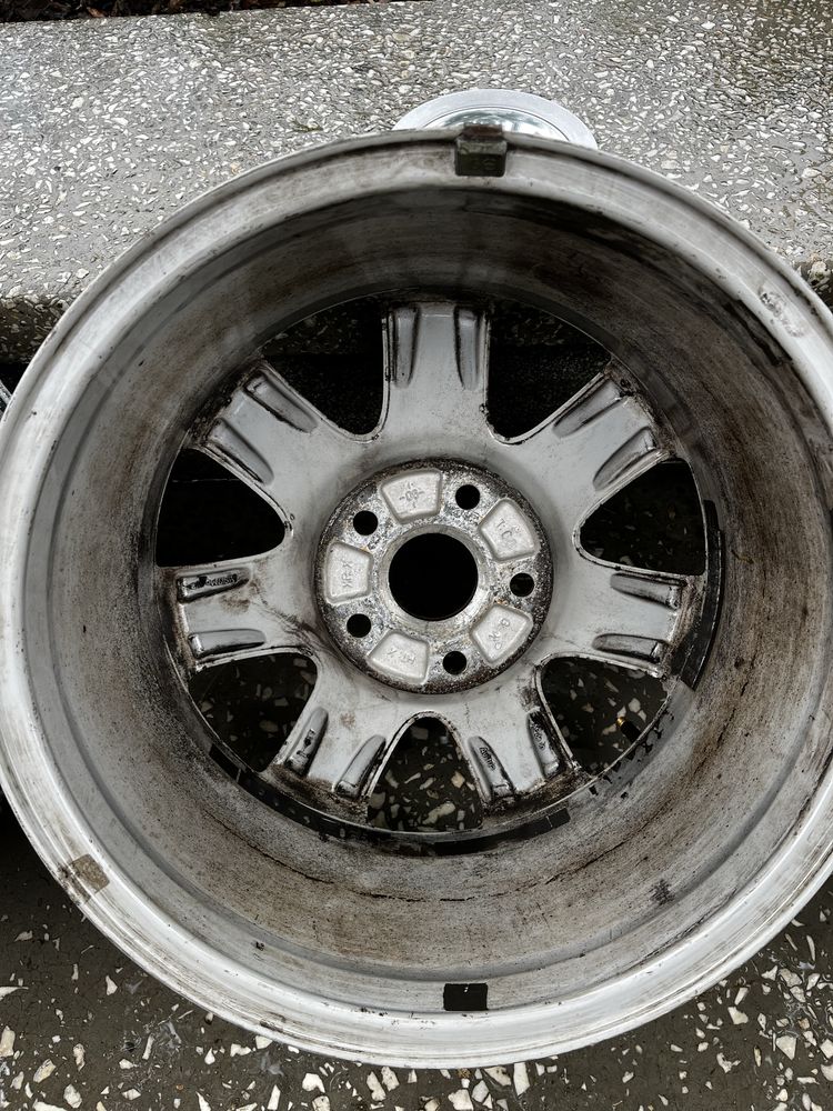 Felgi 16” orginalne audi
