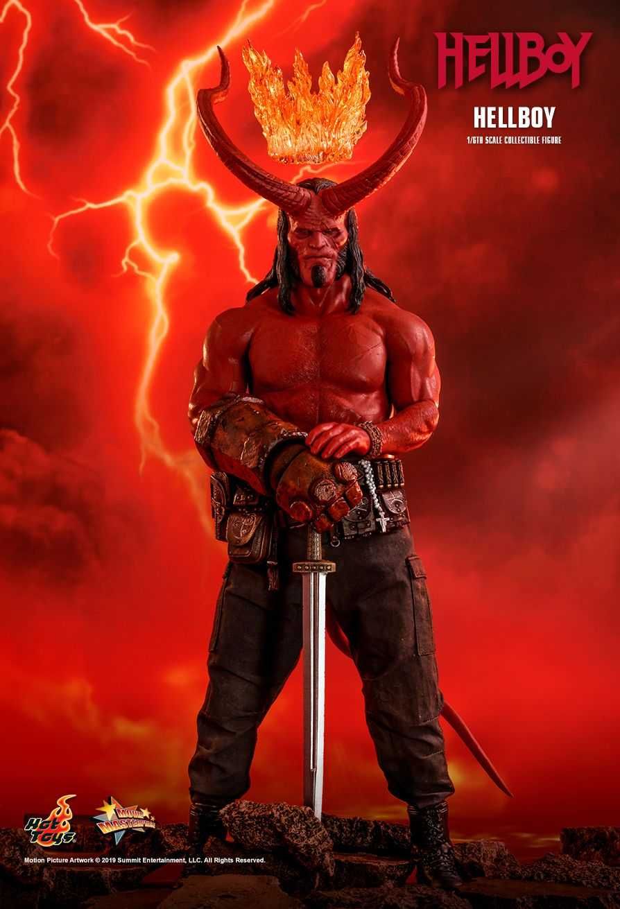 HOT TOYS Hellboy 1/6th Scale Collectible Figure