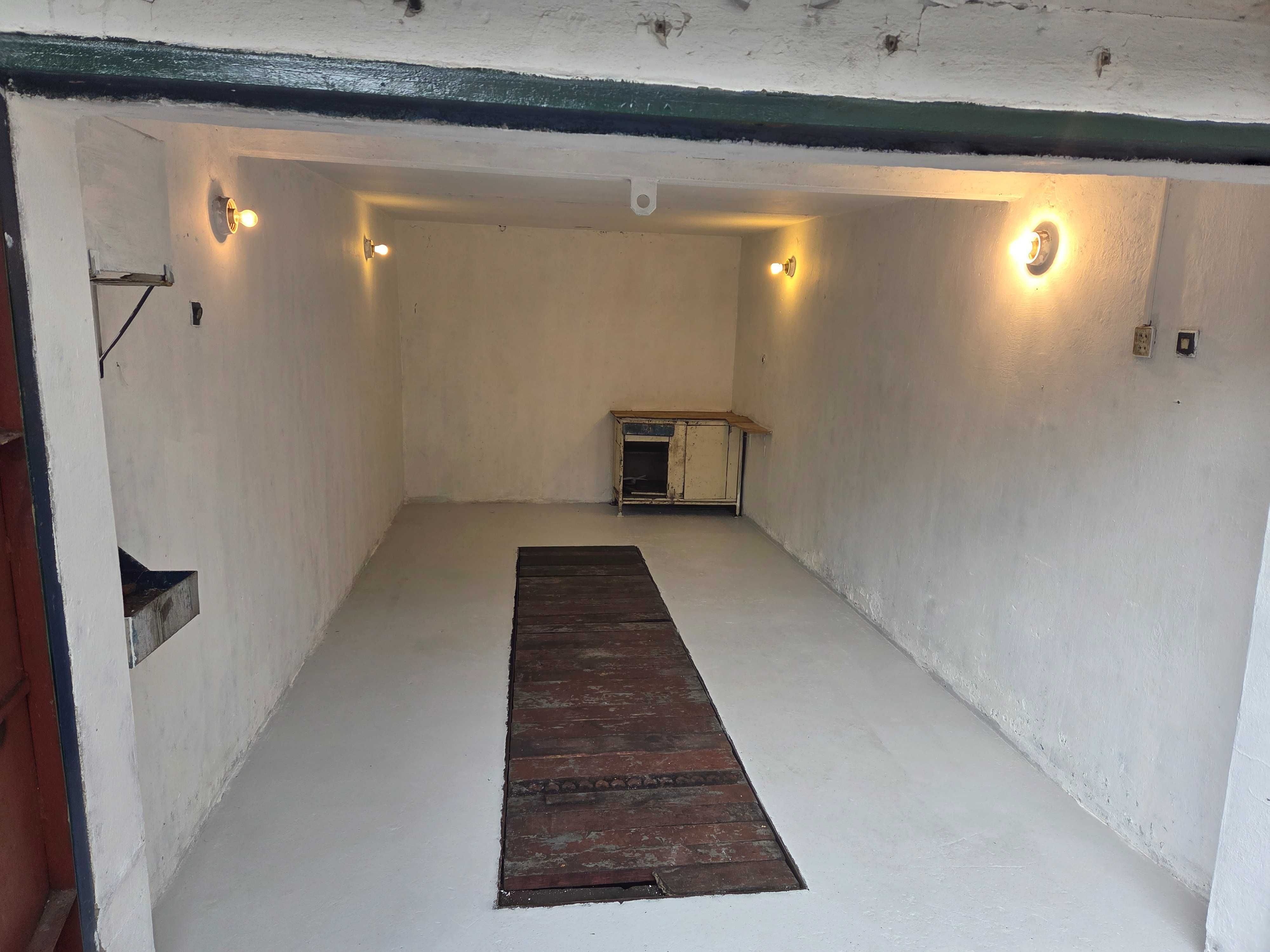 Garaż ul. Szpaków 18,6 m2 Sprzedam