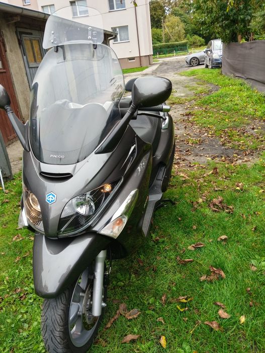 Piaggio XEVO 400