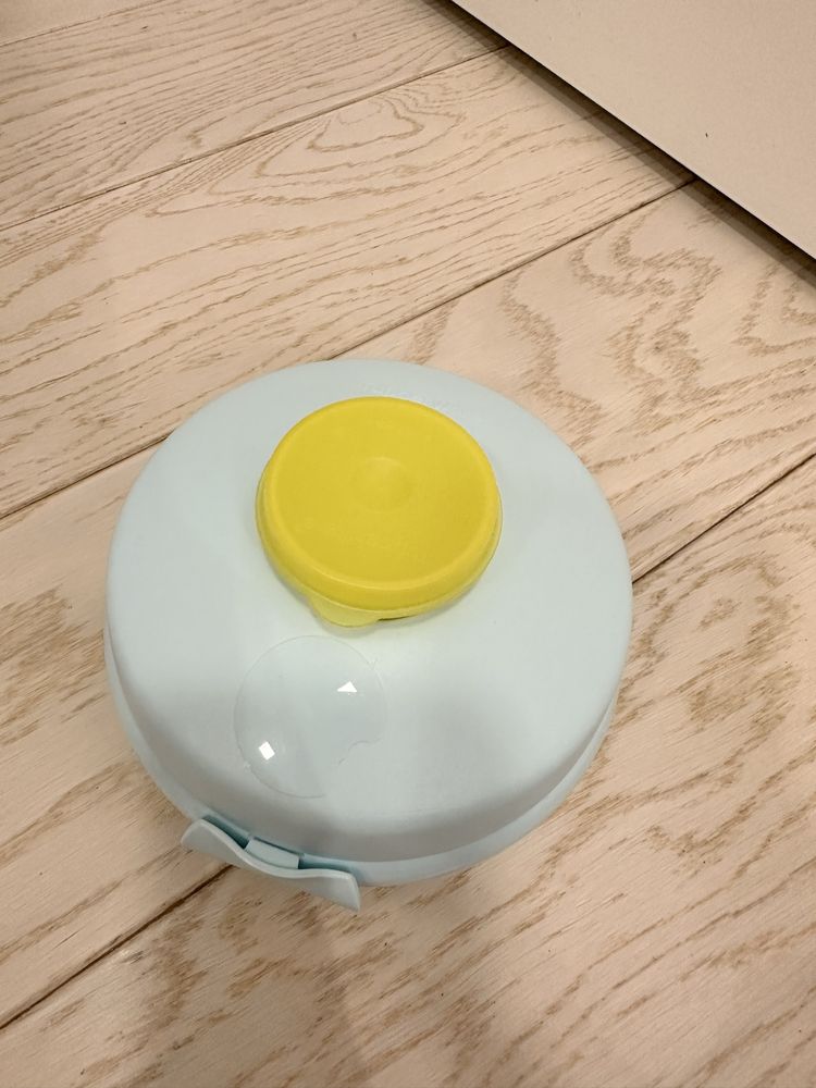Śniadaniówka hamburger tupperware