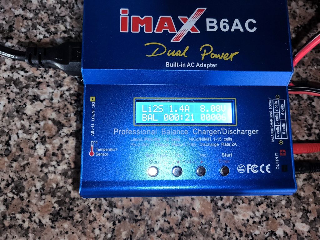 Carregador Baterias iMax B6