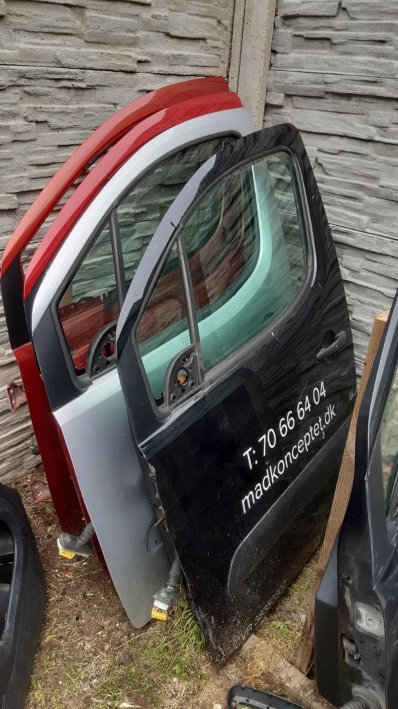 Sprzedam drzwi do Citroena Berlingo i Peugeota Partnera