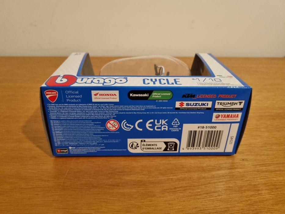 Bburago - Miniatura da Mota Honda África Twin Adventure [Escala 1:18]