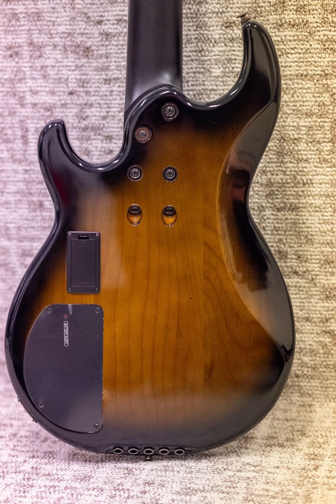 Gitara Basowa Yamaha BB 735-A