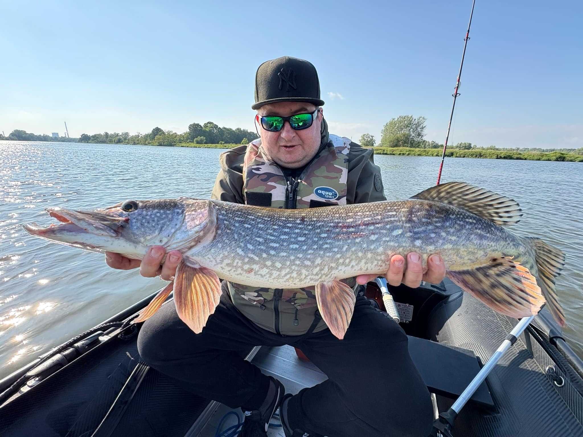 Ponton Argo – Twoja Pływająca Baza Wędkarska Premium 1-5 osób