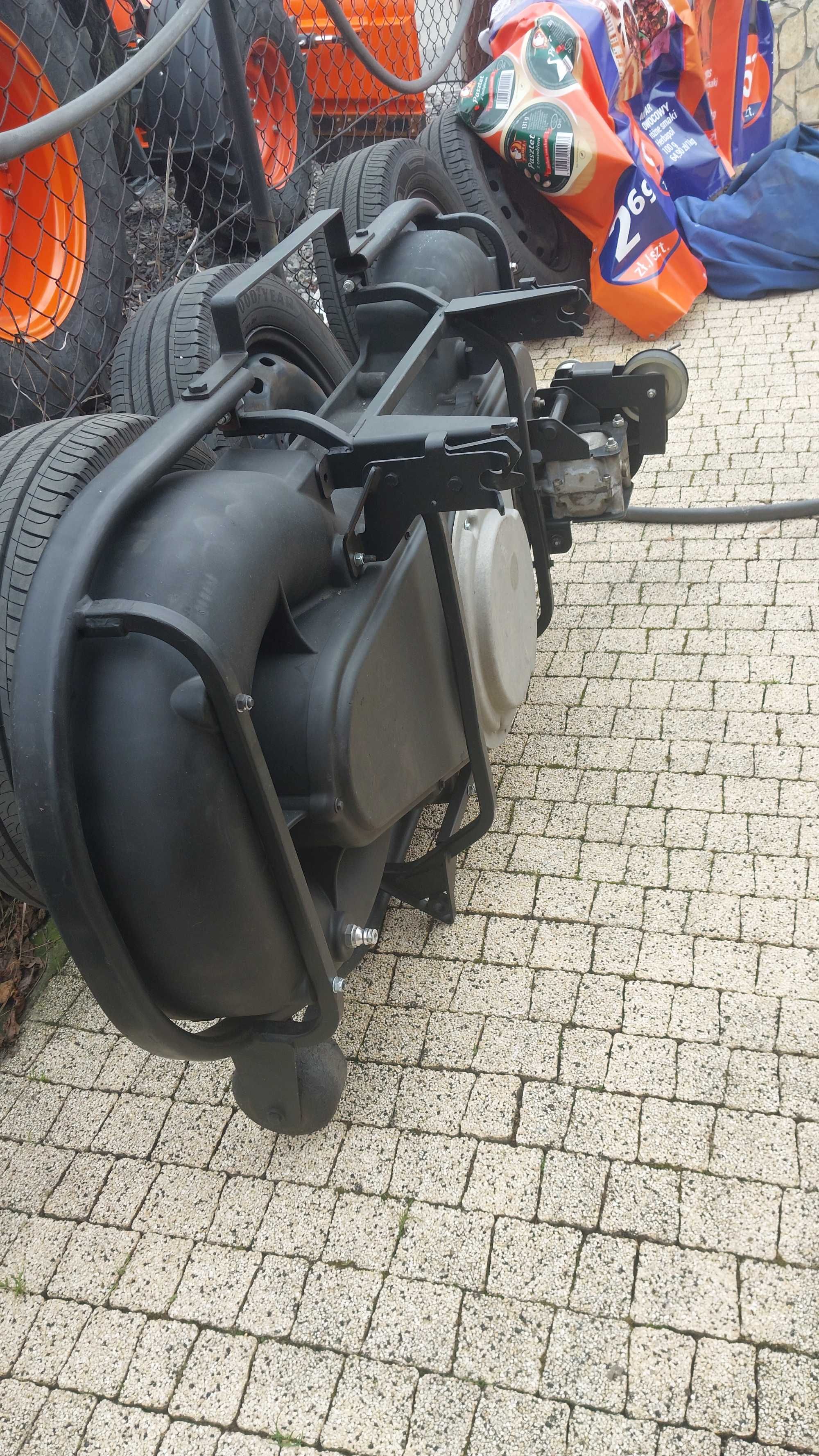 Kosisko do Etesia 124 do mulczowania bez zbierania i drugie normalne