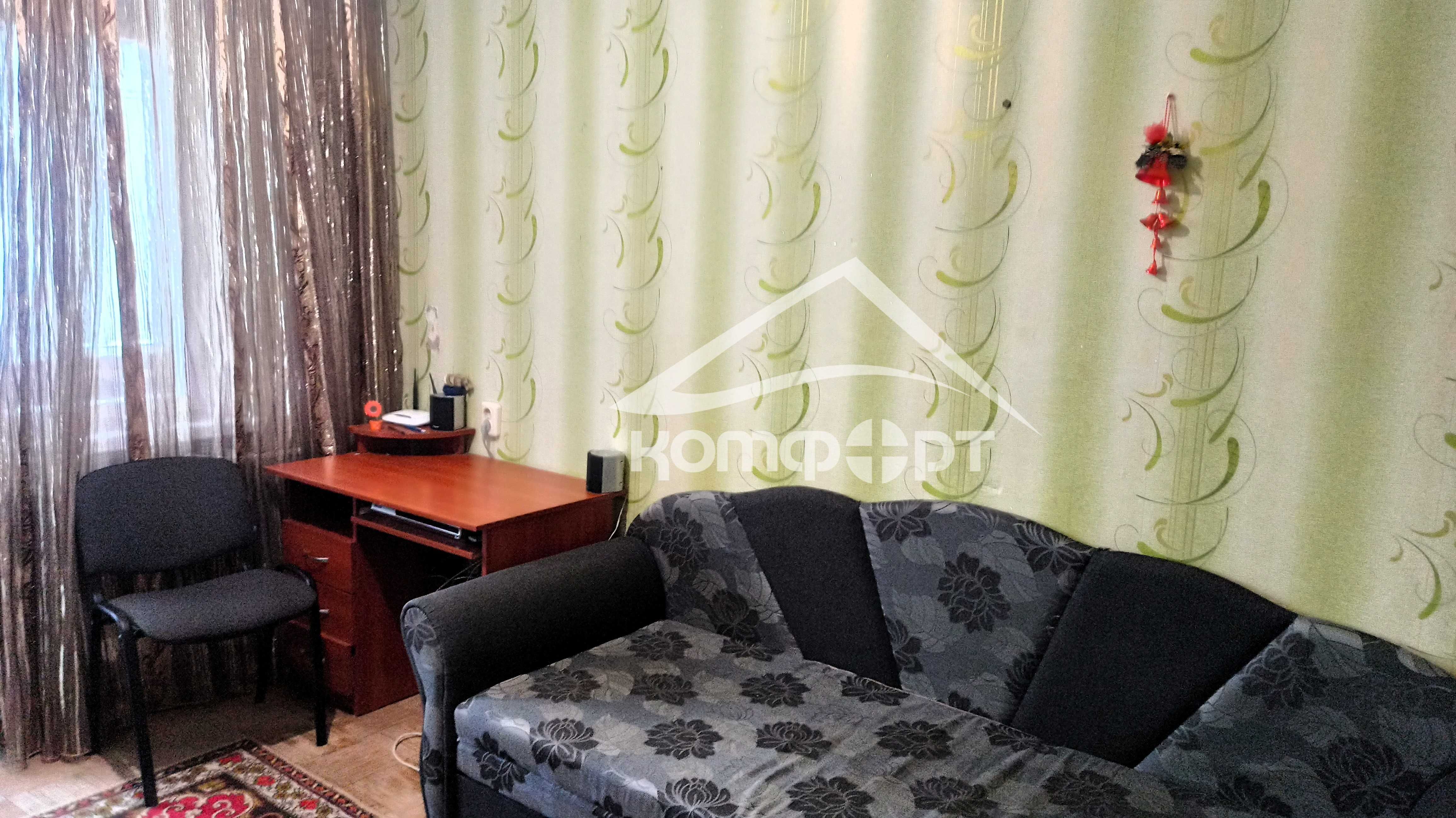 Продам КІМНАТУ з БАЛКОНОМ в гуртожитку (Таллінський квартал)