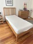 Cama de Solteiro com Colchão Emma – Ótimo Estado