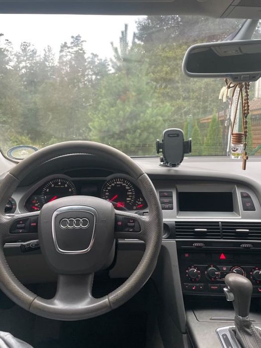 Ауді а6с6 2.0бензин