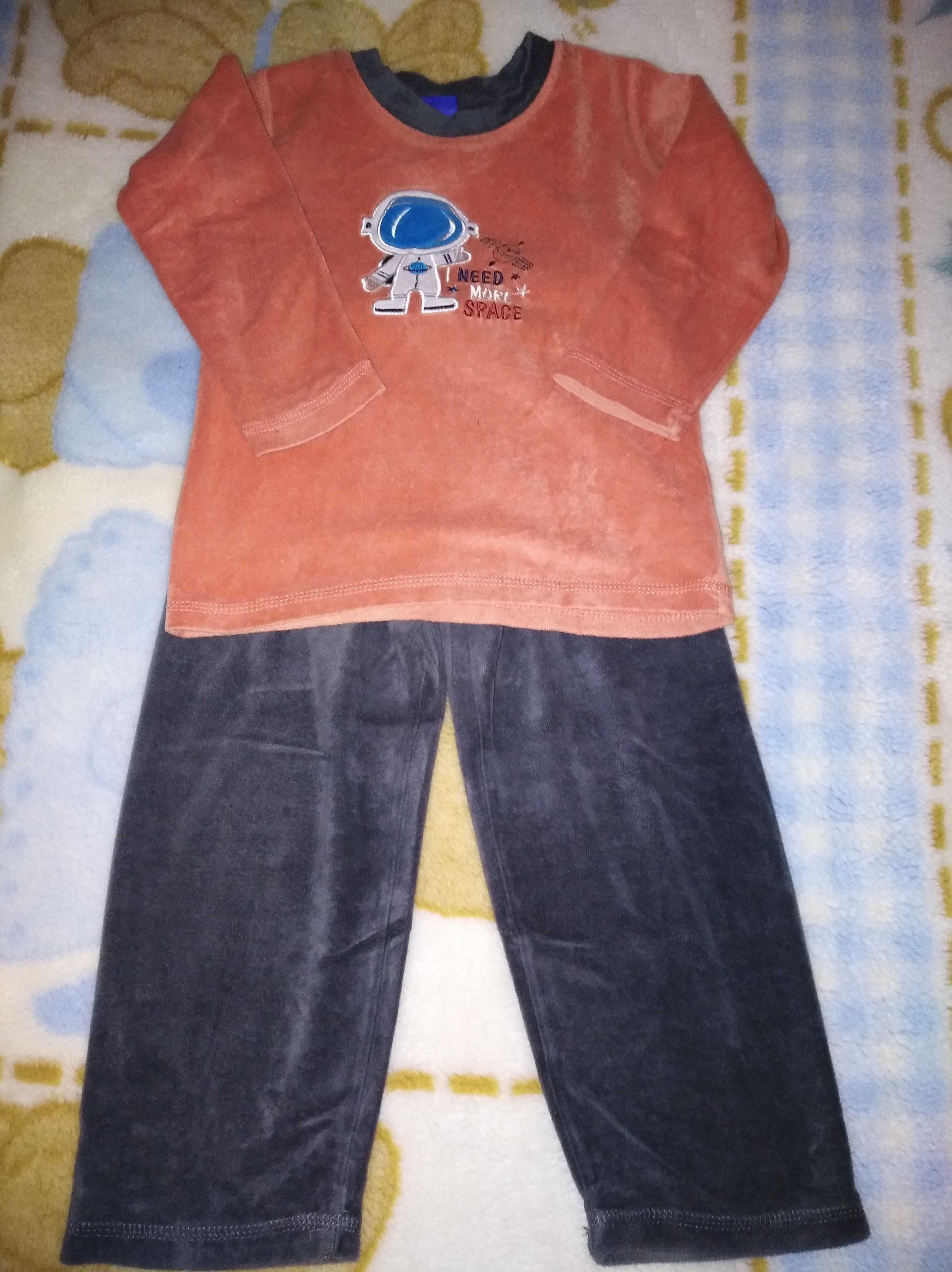 Pijama veludo - Tamanho 2/4 anos