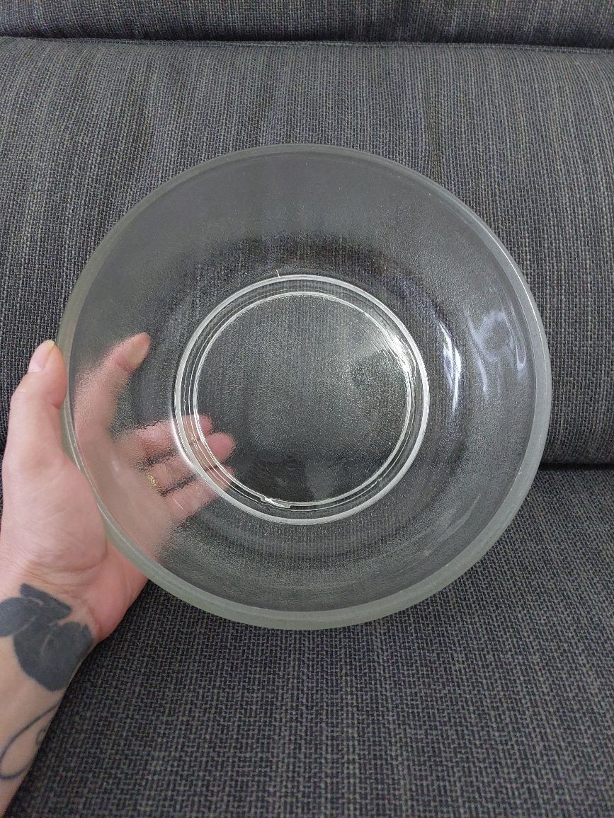 Ofereço loiças doação