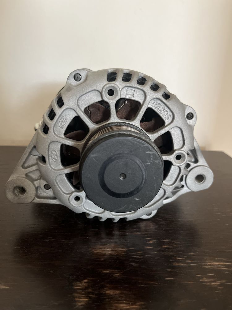 Alternator hyundai santa fe 2019r.