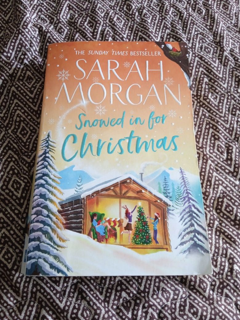 Livro "Snowed in for christmas" de Sarah Morgan