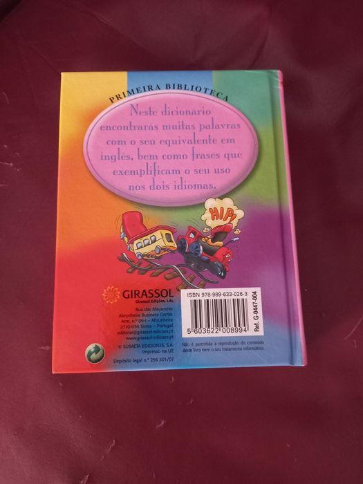 Dicionário Português Inglês ilustrado - Primeira Biblioteca