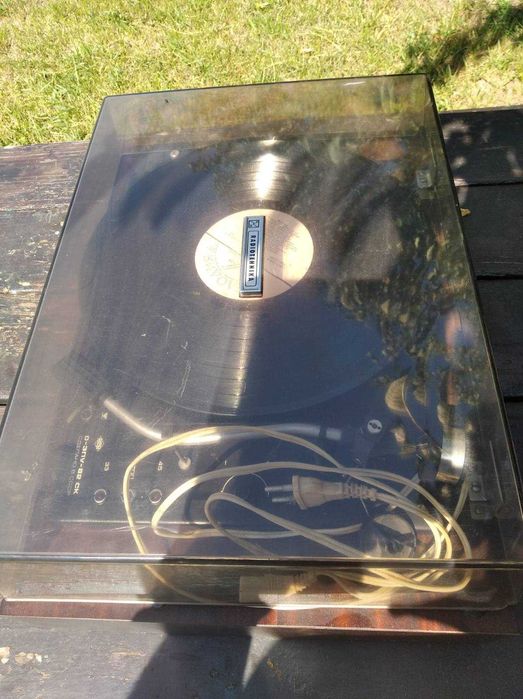 Програвач вінілових платівок  " Радіотехніка 001 стерео .