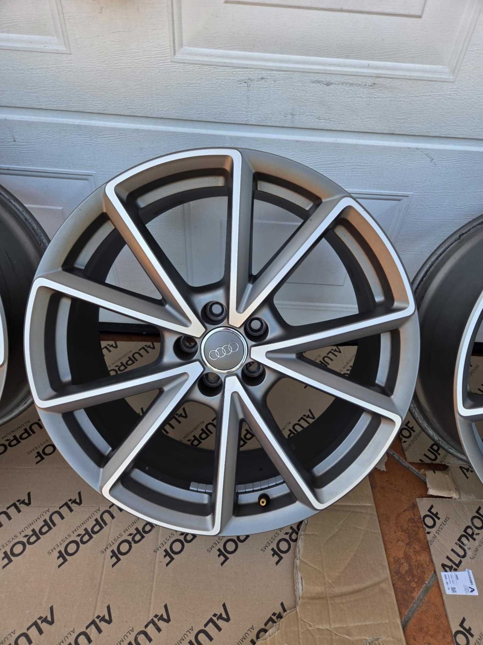 Alufelgi Koła Audi Q5 8R0#6010#25CH RS A4 B8 B9 A5 A6 C7 C8 A7 A8