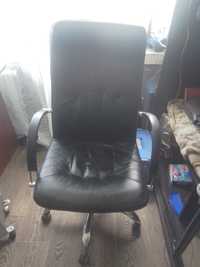 Продам офисное кресло ЭКО кожа