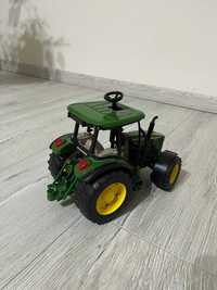 Bruder John Deere 5115M-02108