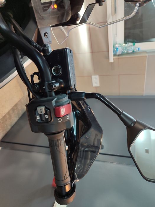 Продам новий офіційний мотоцікл Honda NC 750 DCT