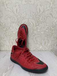 Nike Hypervenom.