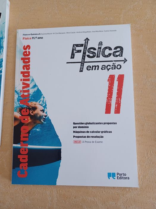 Física em ação  - 11.º ano - versão professor