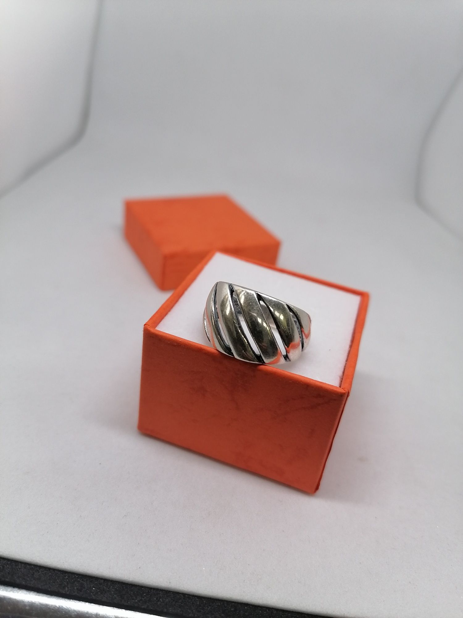 Srebrny pierścionek srebro 925 rozmiar 13