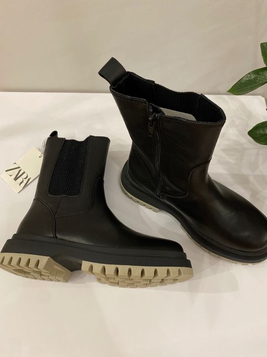 Zara взуття осіннє шкіряне 36 хакі. 39 чорні, 38 коричневі