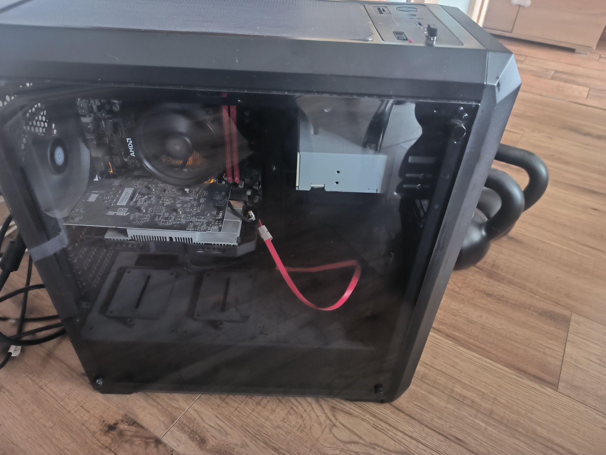 Komputer PC z 2 monitorami zestaw AMD/16GB DDR4/Rx560 2GB