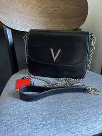 Czarna torebka od Mario Valentino - model Divina