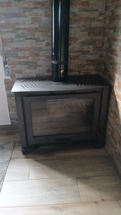 Salamandra de 82cm por 40,5cm a lenha