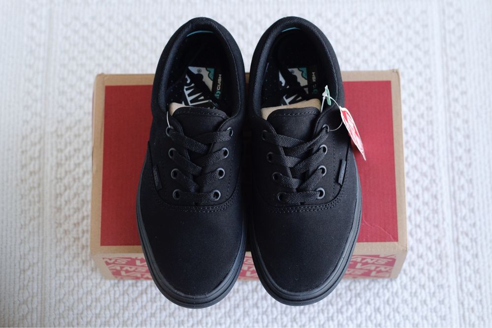 Vans Comfycush Era novos com etiqueta